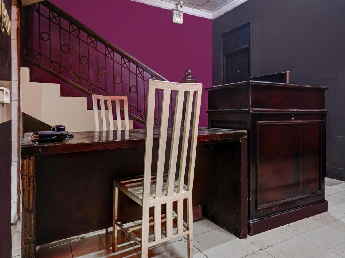 Oyo 90702 Wisma Tobana Kebayoran Mencil Екстер'єр фото